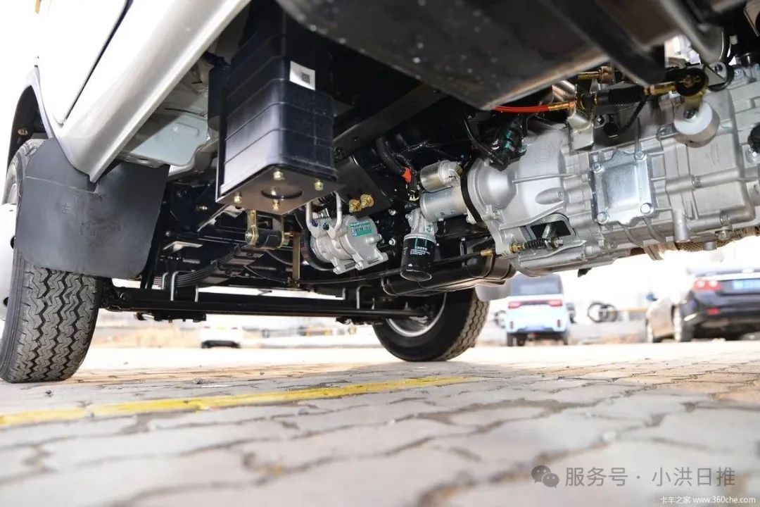今日推荐: 小车大用,为懂得赚钱的年轻派——东风途逸T3后单胎 (图4) 图片