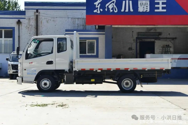 东风小霸王W16汽油-双排后双:高效动力与实用空间的完美结合(图6) 东风小霸王W16汽油-双排后双:高效动力与实用空间的完美结合(图6)